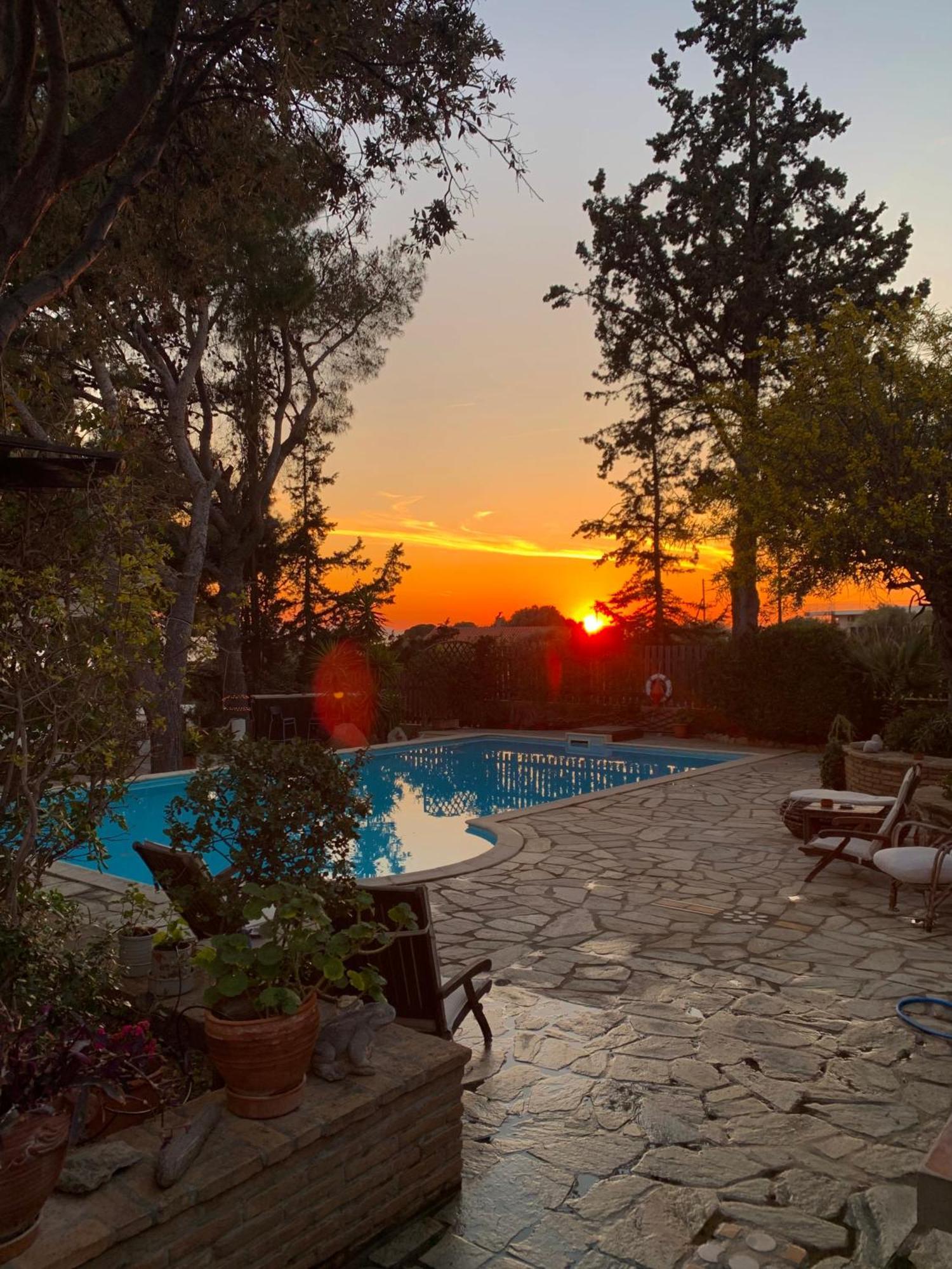 Villa Eleni Kaap Soenion Buitenkant foto